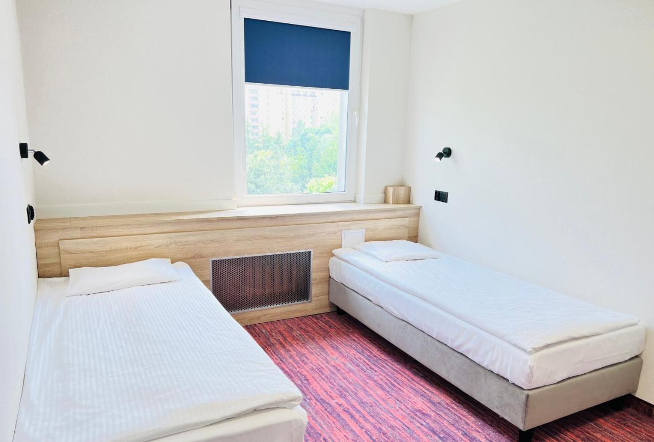 Hotel Rok Krasków Εξωτερικό φωτογραφία