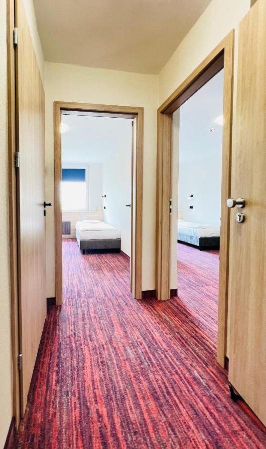 Hotel Rok Krasków Εξωτερικό φωτογραφία