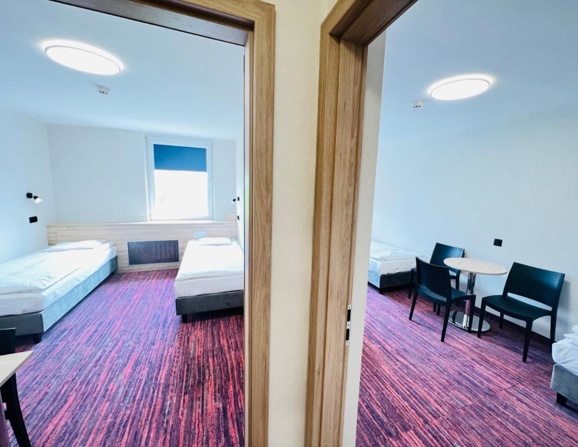 Hotel Rok Krasków Εξωτερικό φωτογραφία