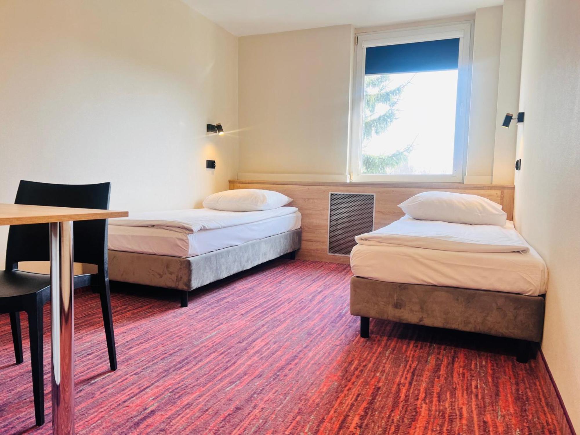 Hotel Rok Krasków Εξωτερικό φωτογραφία