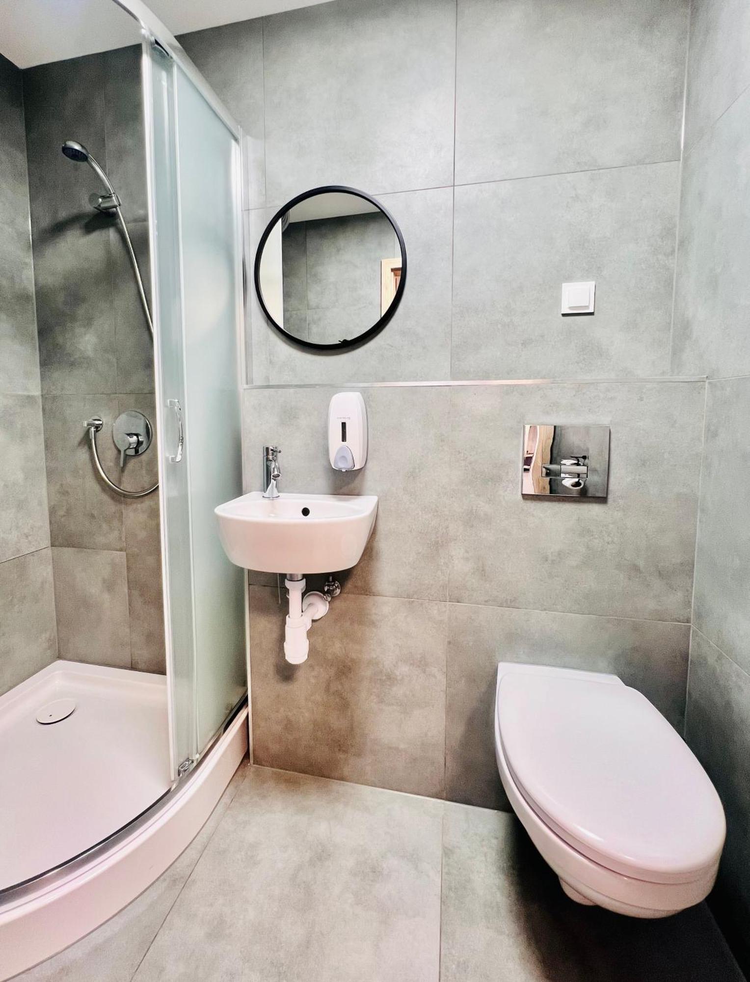 Hotel Rok Krasków Εξωτερικό φωτογραφία